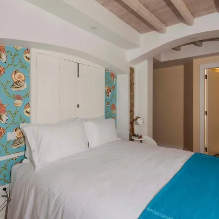 O Amorzinho Sintra Bed and breakfast