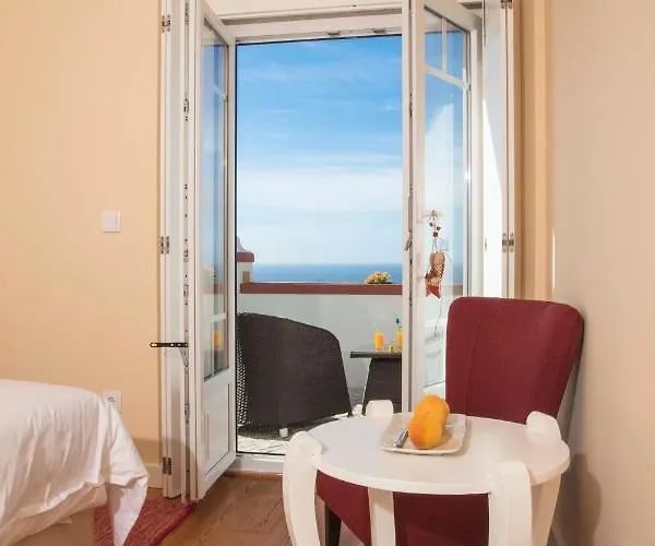 Bed and Breakfast O Amorzinho Sintra Azenhas do Mar
