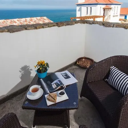 O Amorzinho Sintra Alojamento de Acomodação e Pequeno-almoço Azenhas do Mar